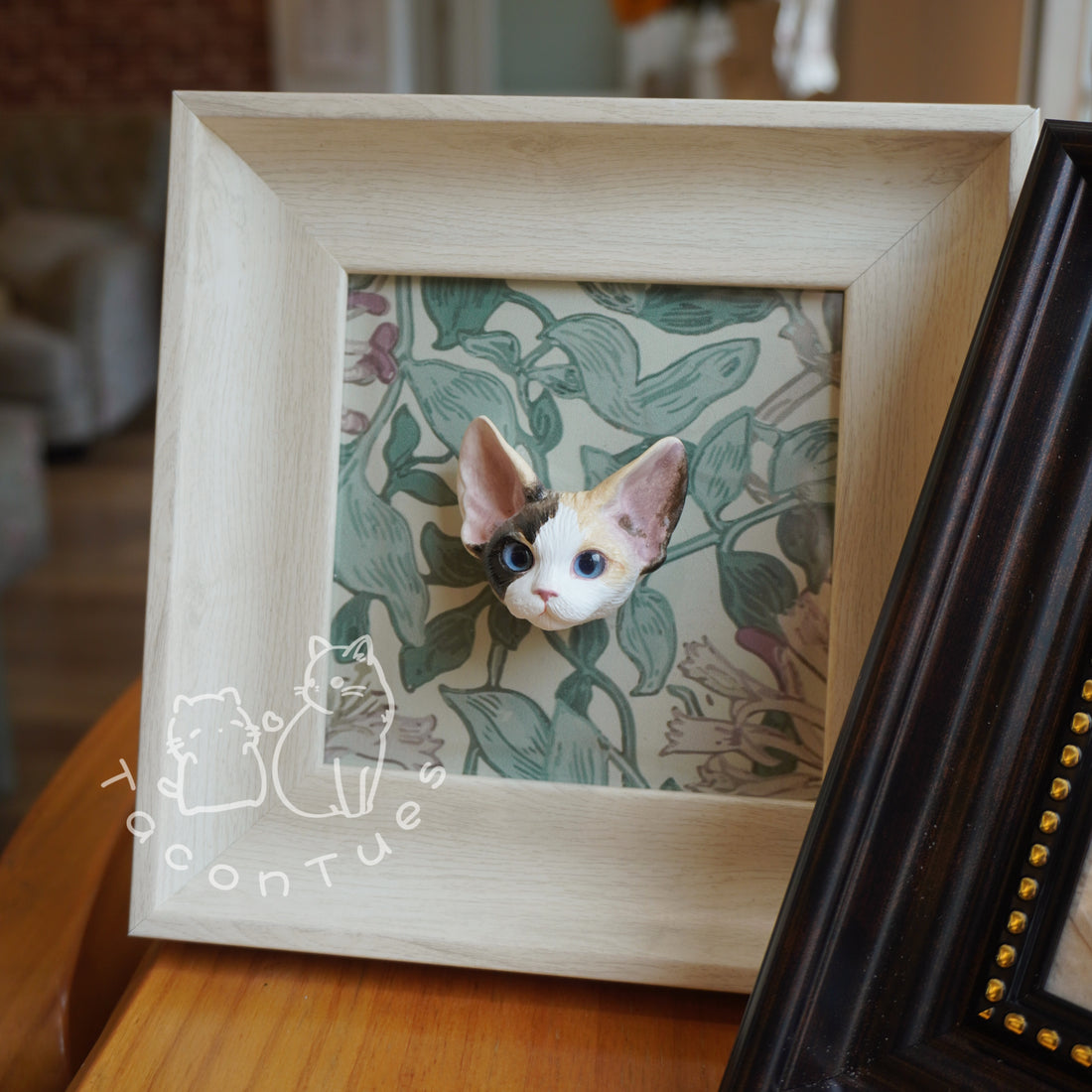 TACO&TUES Magnetic Display Frame for Custom Pet Figures